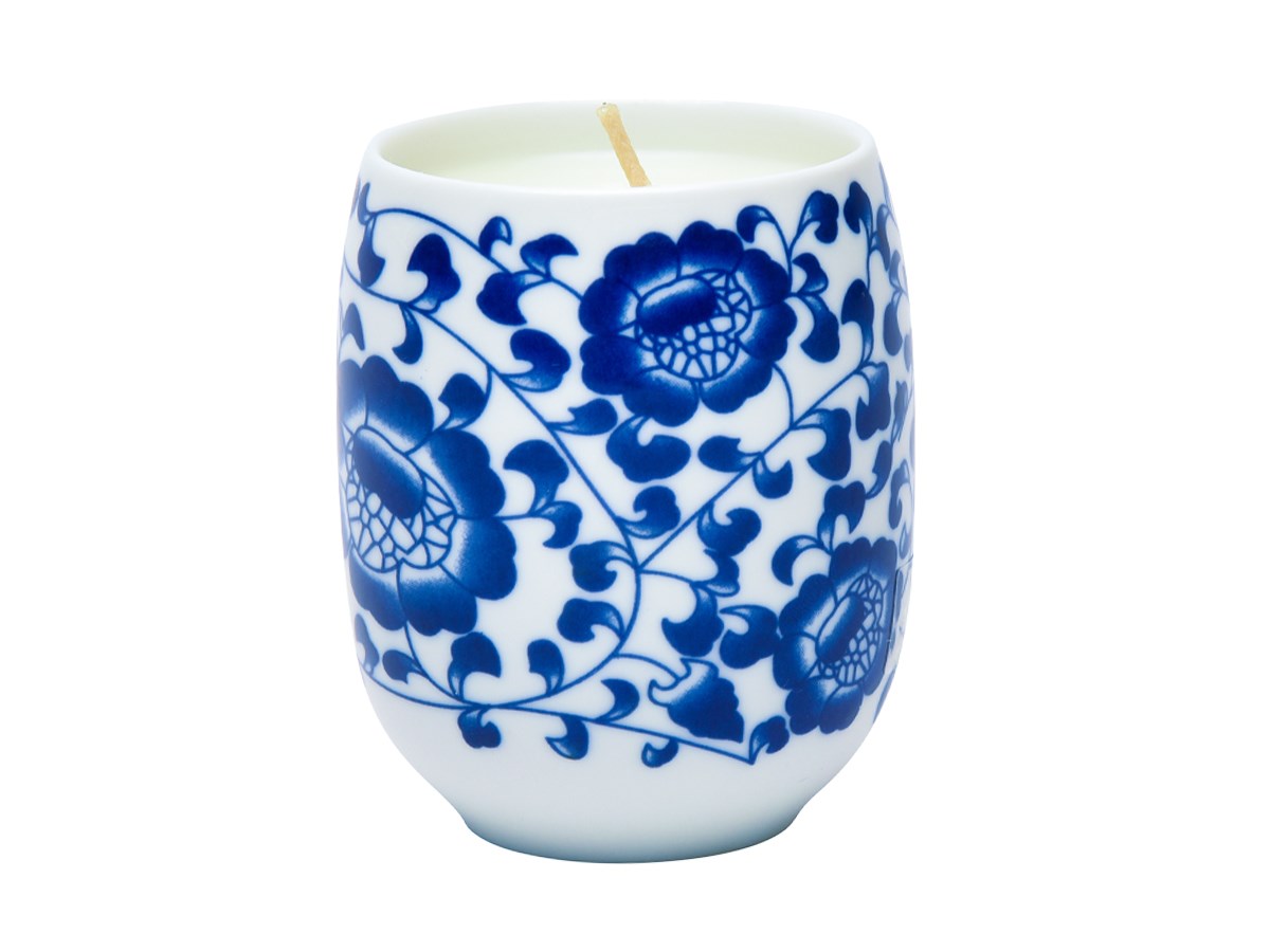 Blue & White Porcelain Teacup Lux Linen Candle